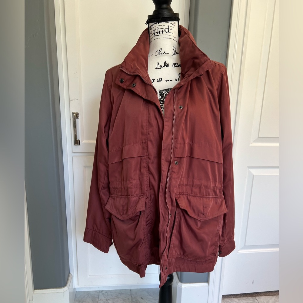 Woman’s rain parka size XL